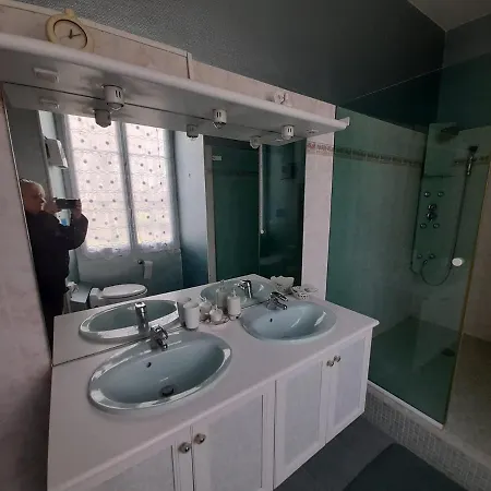 Nocleg ze śniadaniem Chateau 3*