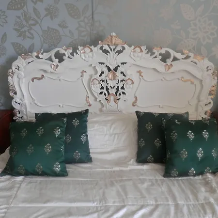 Chateau Bed & Breakfast Ardilleux