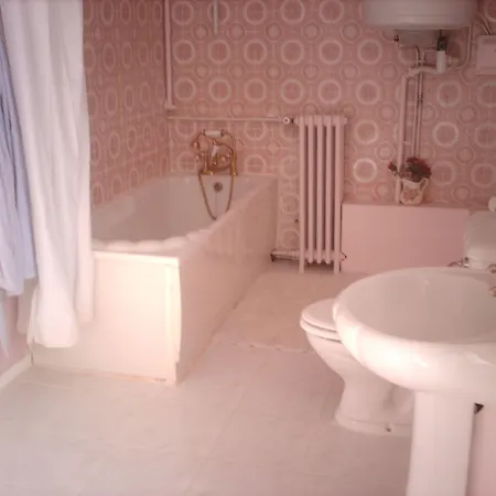 Bed & Breakfast Chateau 3*