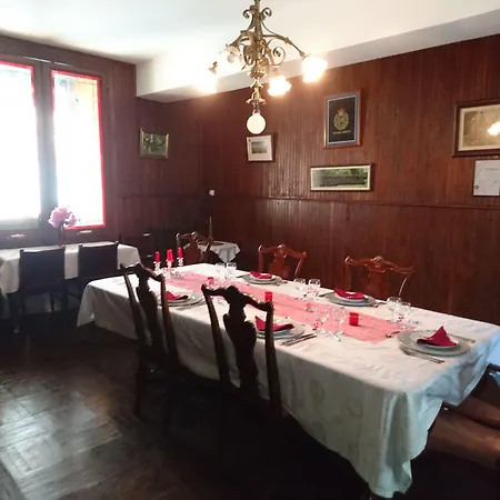 Chateau Bed & Breakfast 3*