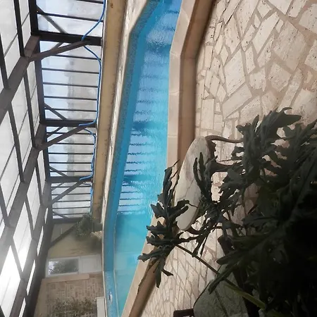 Bed & Breakfast Chateau 3*